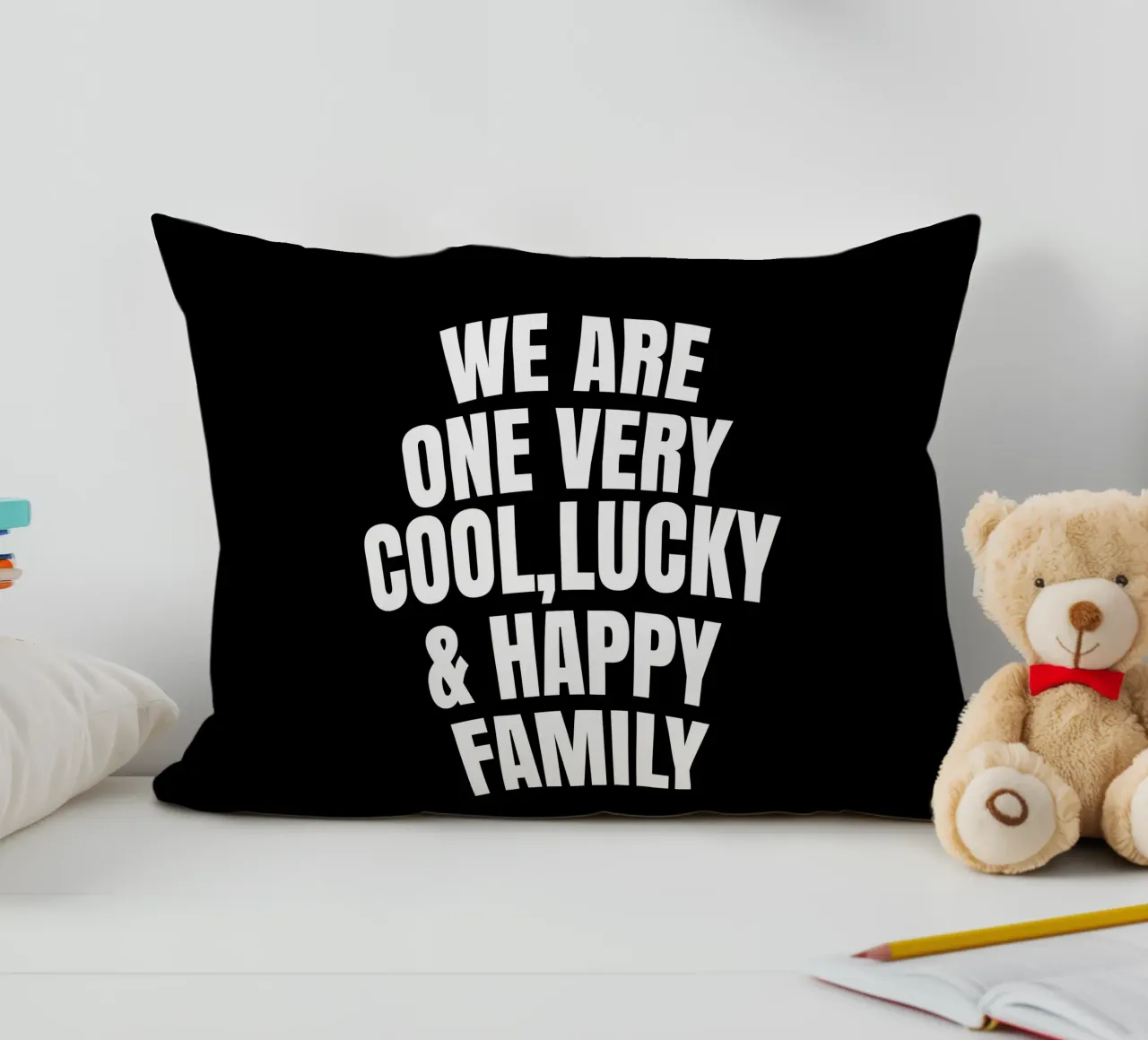 We are one very cool, lucky and happy family cuscino da happieeagle