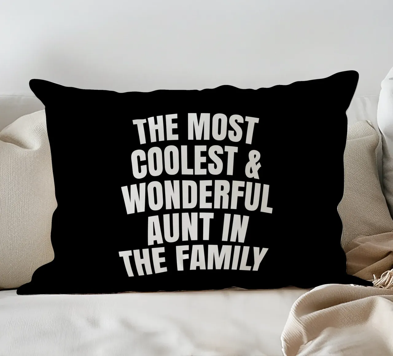 The most coolest and wonderful aunt in the family cuscino da happieeagle