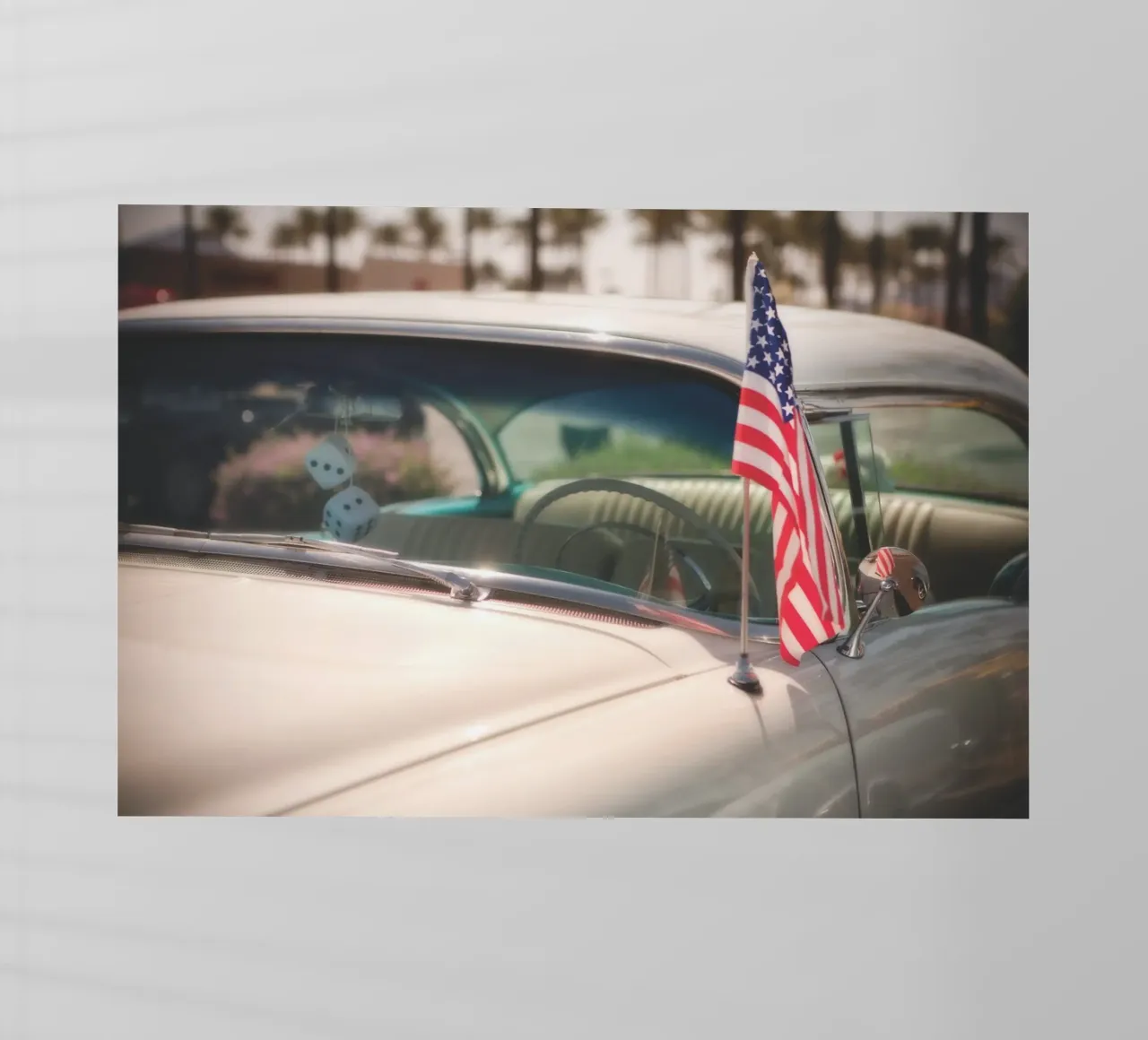 Auto con bandiera a stelle e strisce pellicola backlit da Dave Hare Photography