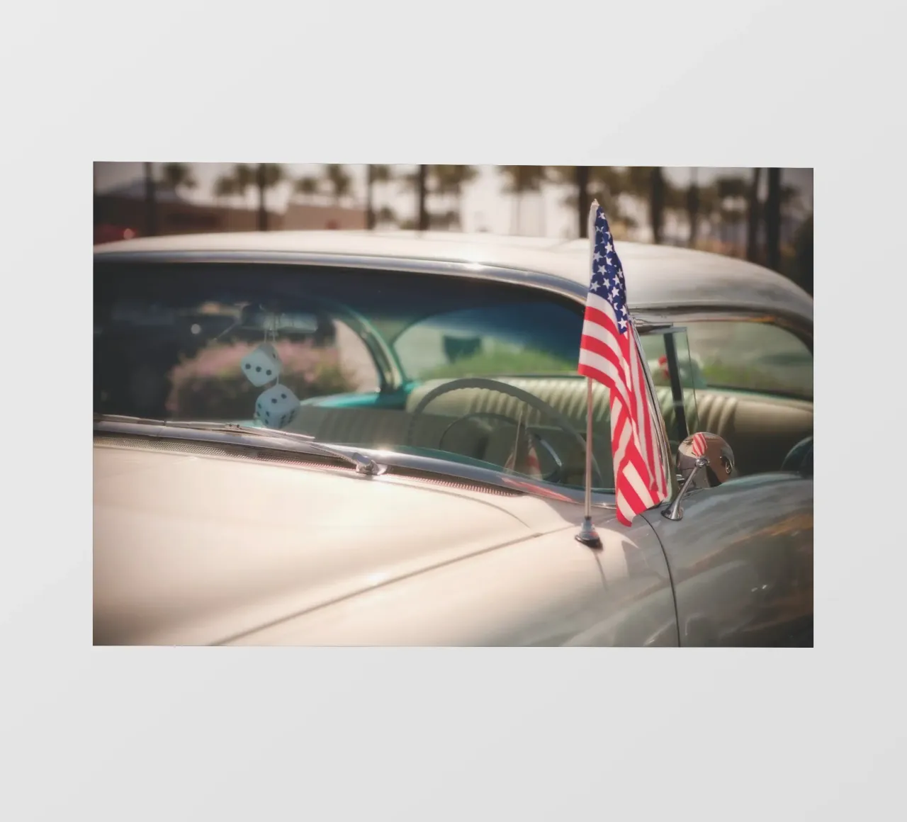 Auto con bandiera a stelle e strisce pellicola backlit da Dave Hare Photography