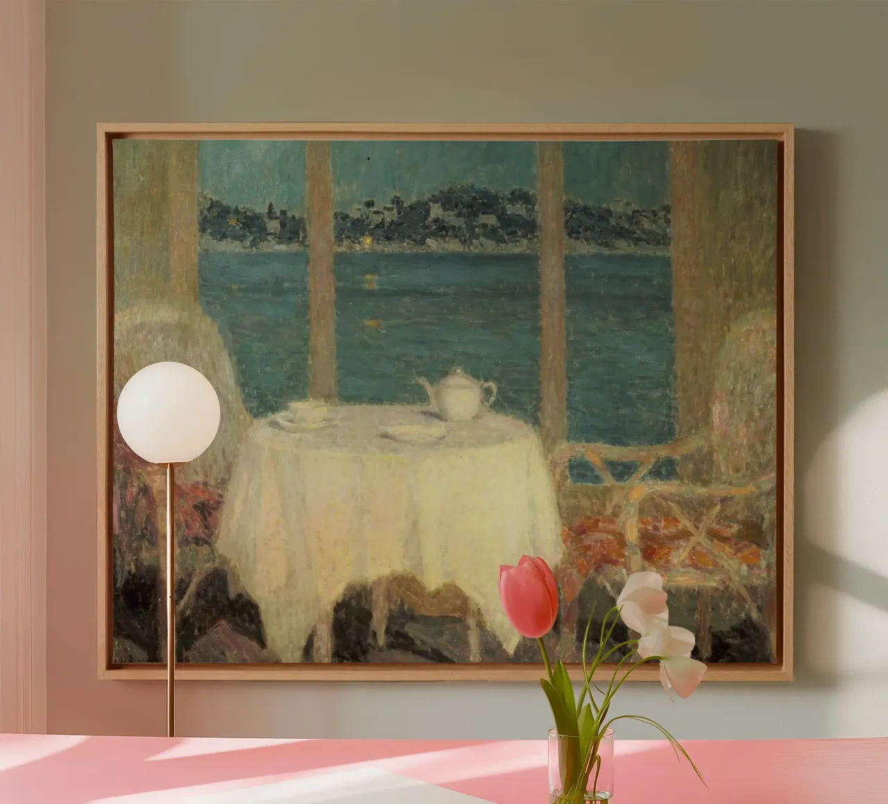 Henri Le Sidaner - Terrazza di fronte alla baia di St. Tropez tela con Cornice a cassetta da ARTOTHEK