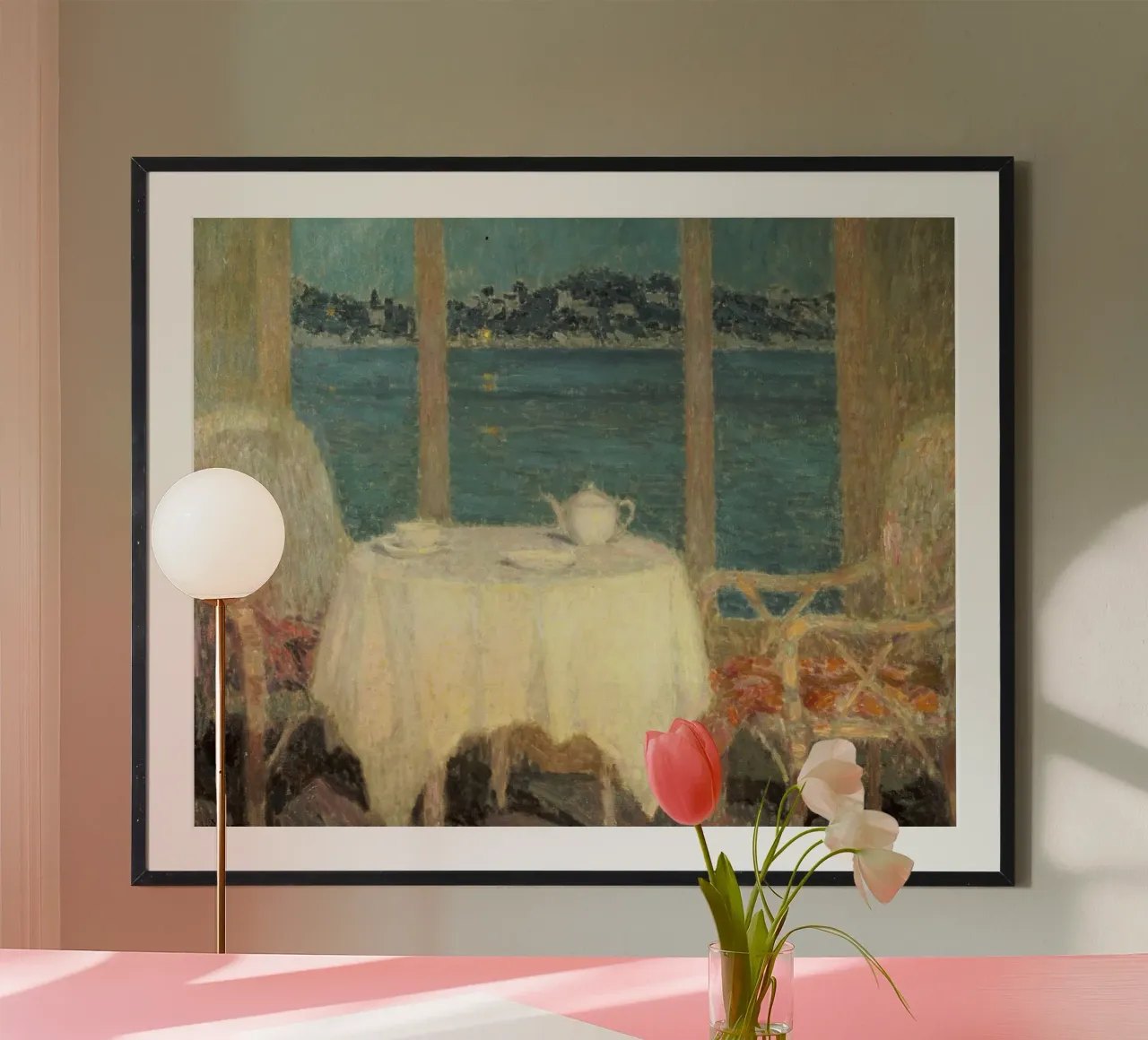 Henri Le Sidaner - Terrazza di fronte alla baia di St. Tropez poster da ARTOTHEK