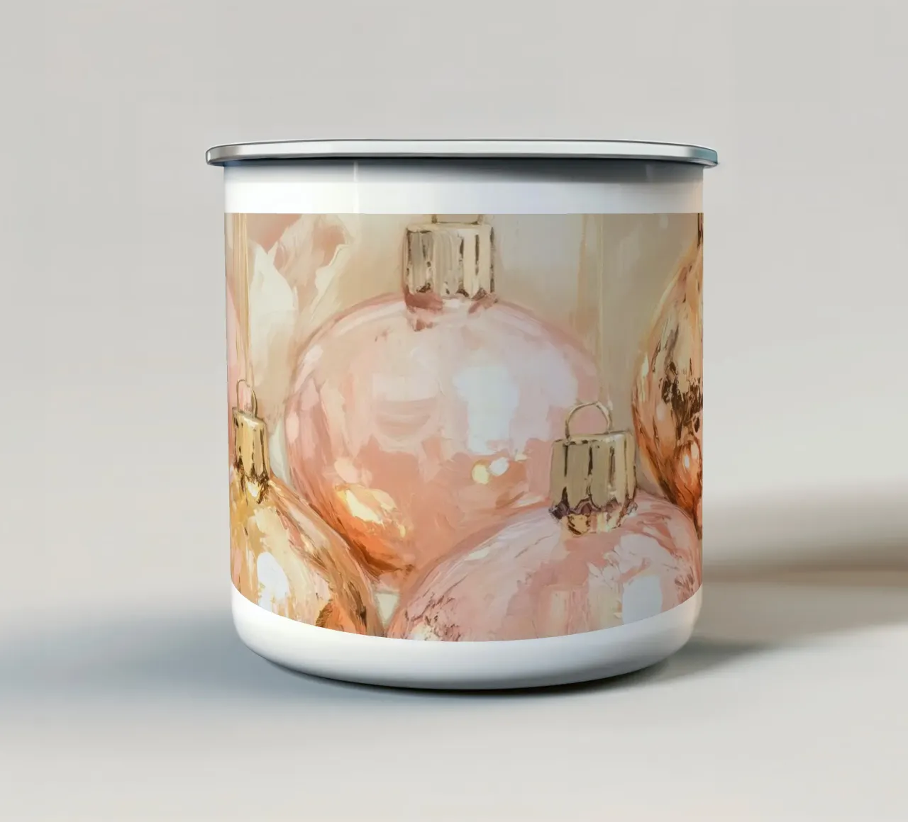 Eleganti ornamenti natalizi rosa e oro tazza in smalto da Melloi Art Print