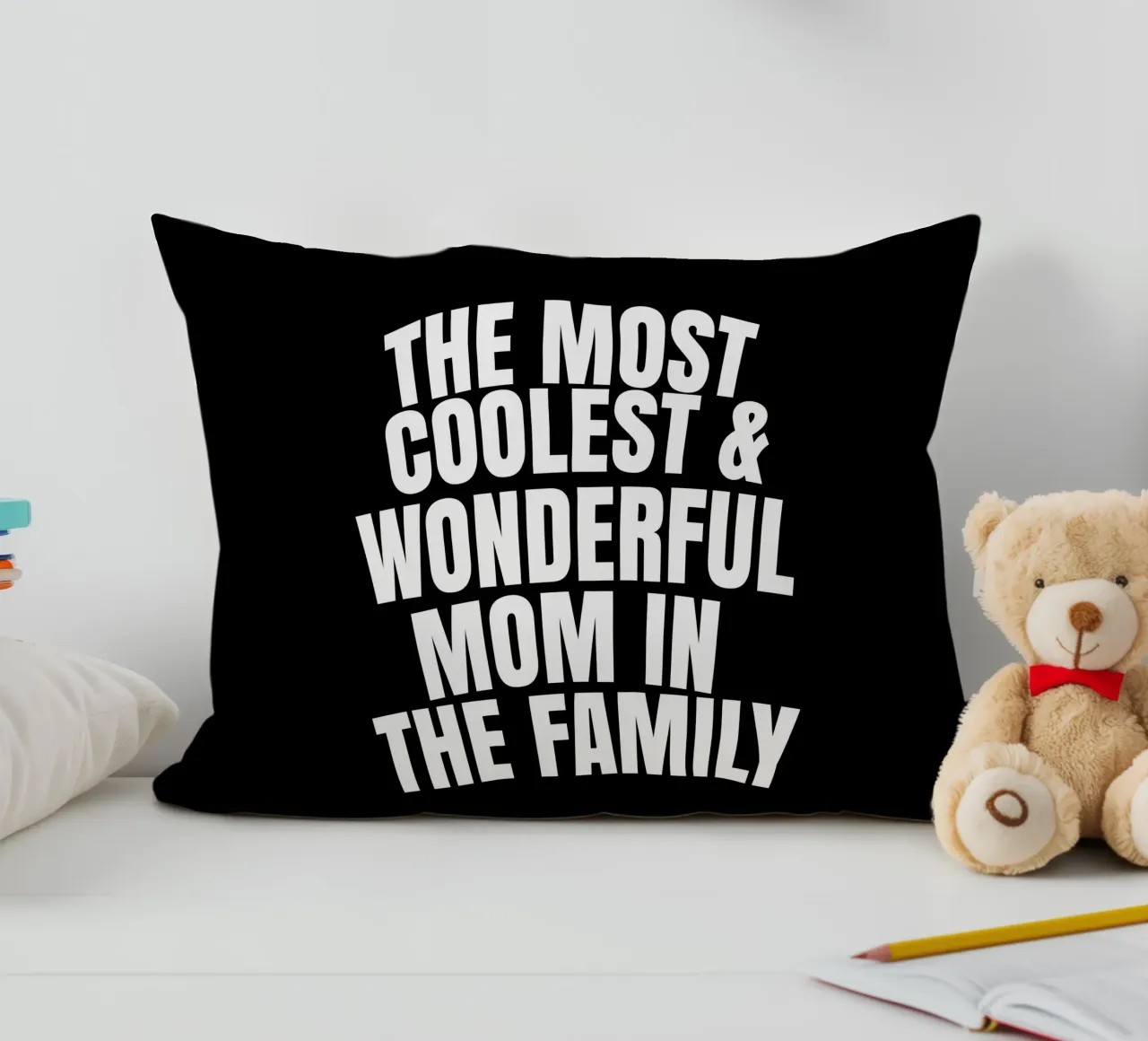 The most coolest and wonderful mom in the family cuscino da happieeagle