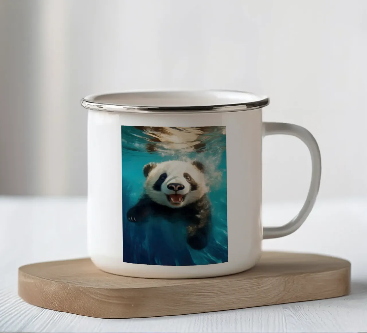 Orso panda che nuota tazza in smalto da Lootprint