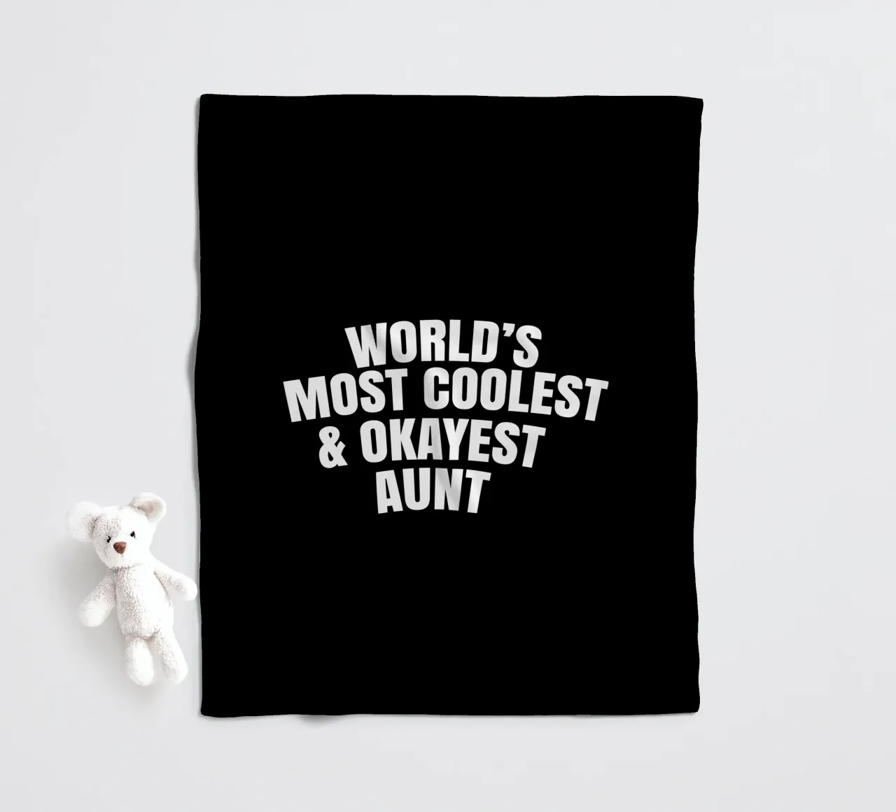 World's most coolest and okayest aunt coperta in pile da happieeagle