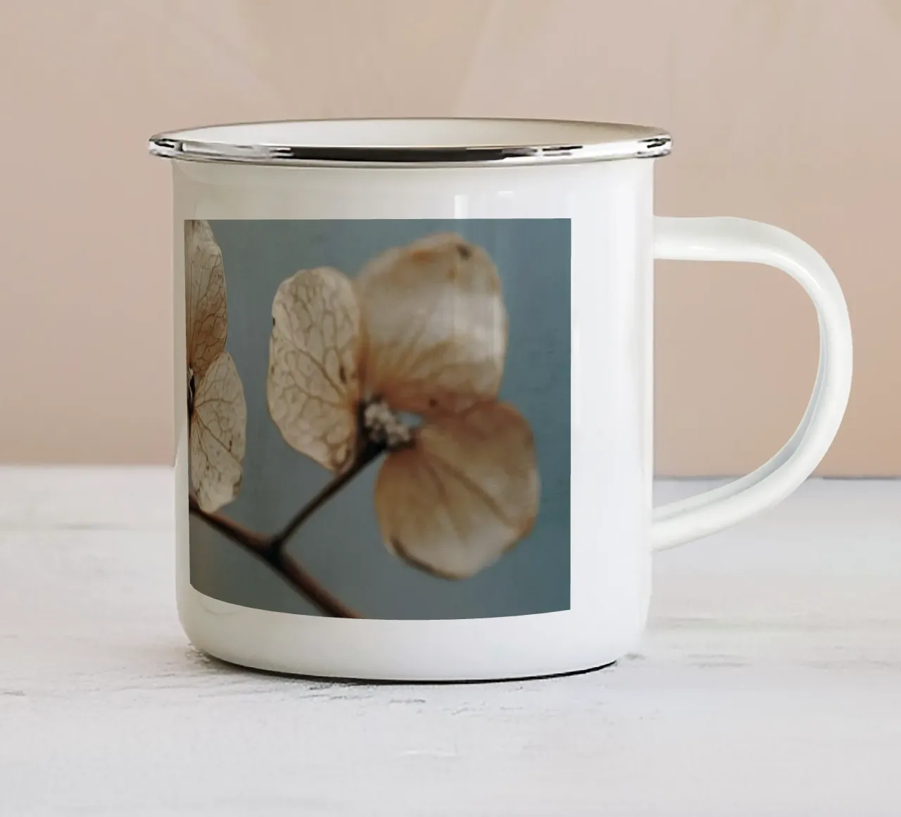 Three Beauties tazza in smalto da treechild