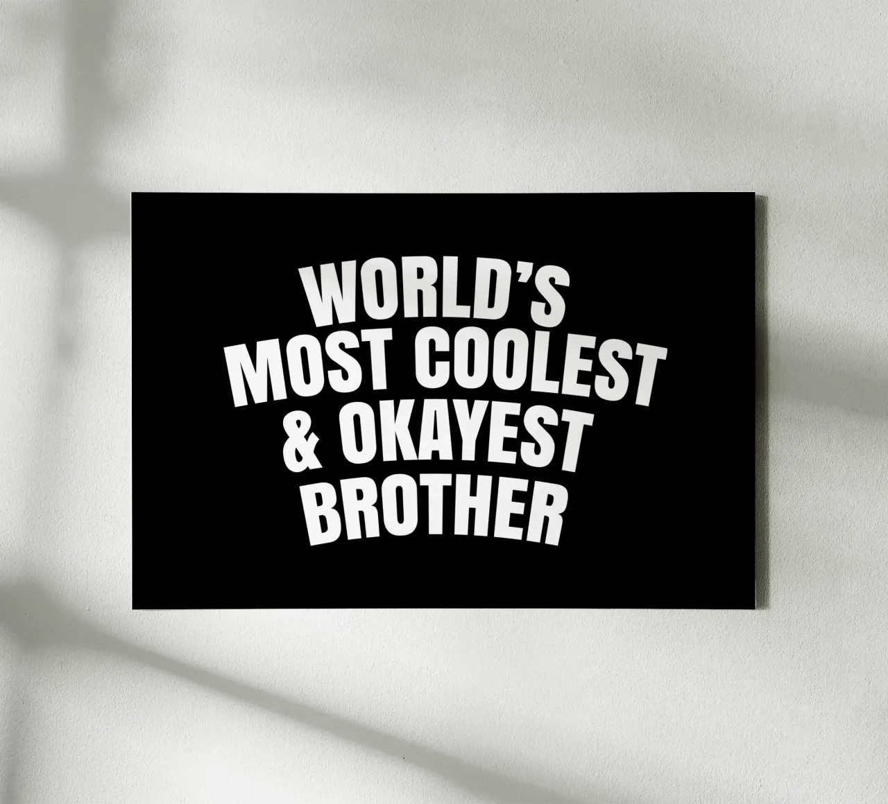 World's most coolest and okayest brother tela con Cornice a cassetta da happieeagle