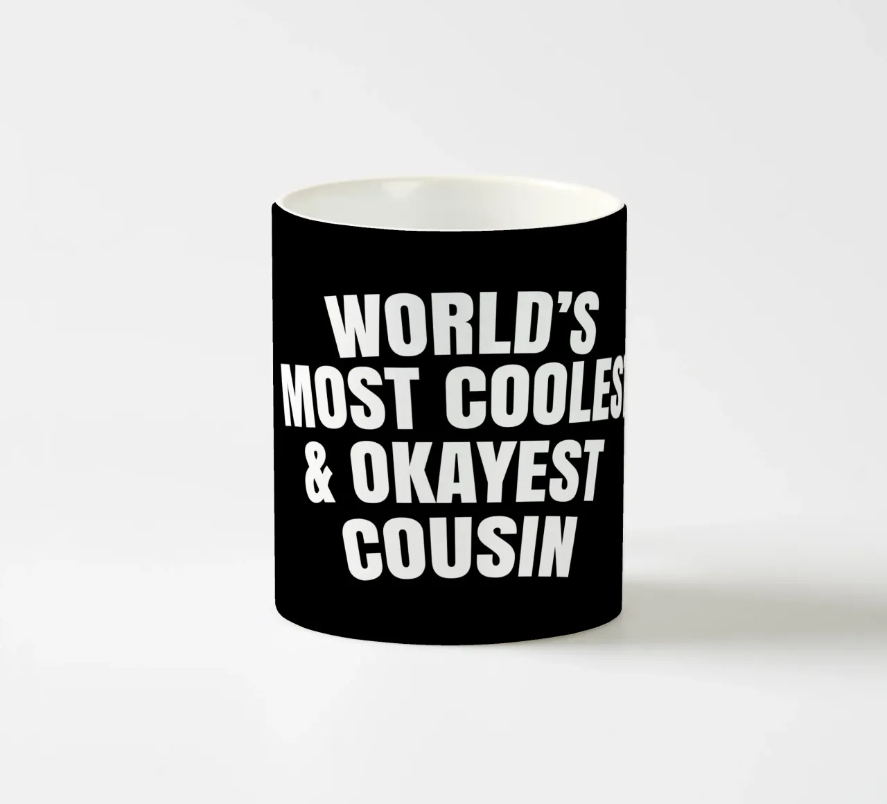 World's most coolest and okayest cousin Keramik Tasse von happieeagle