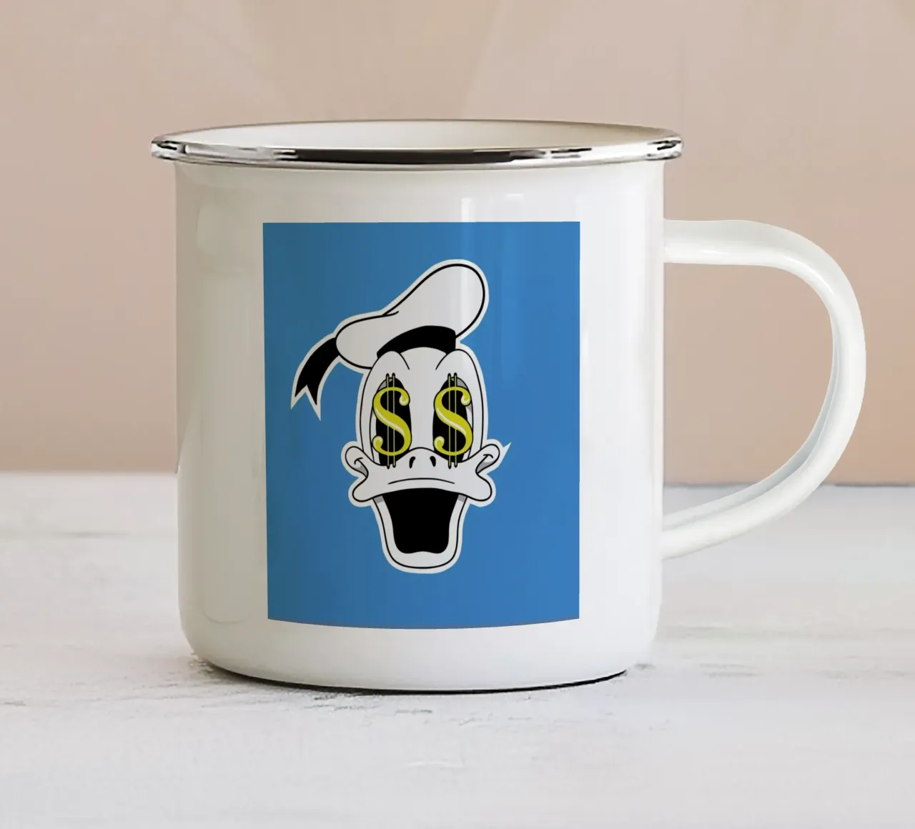 The Cash Duck tazza in smalto da Zhi Yun Zhang