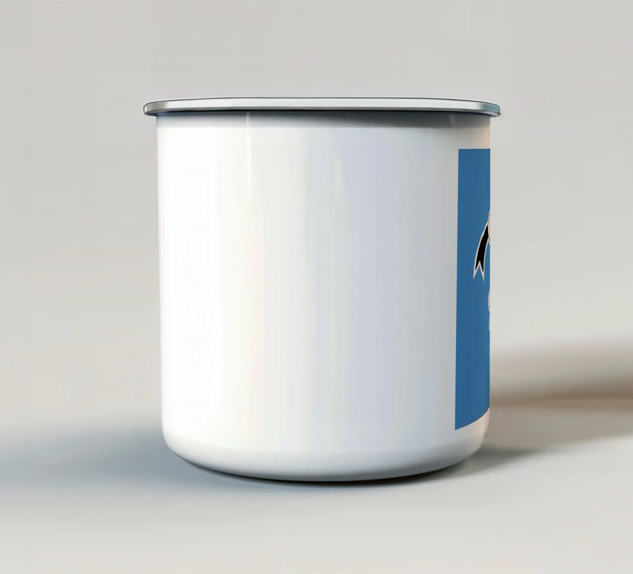 The Cash Duck tazza in smalto da Zhi Yun Zhang