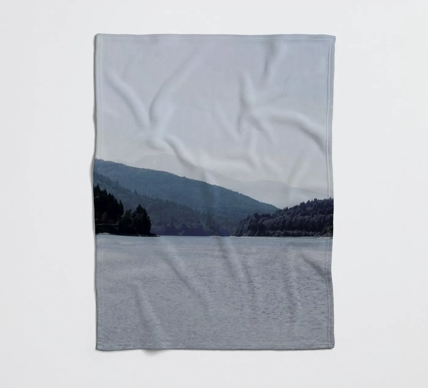 Blauton fleece blanket by Picture On The Fridge