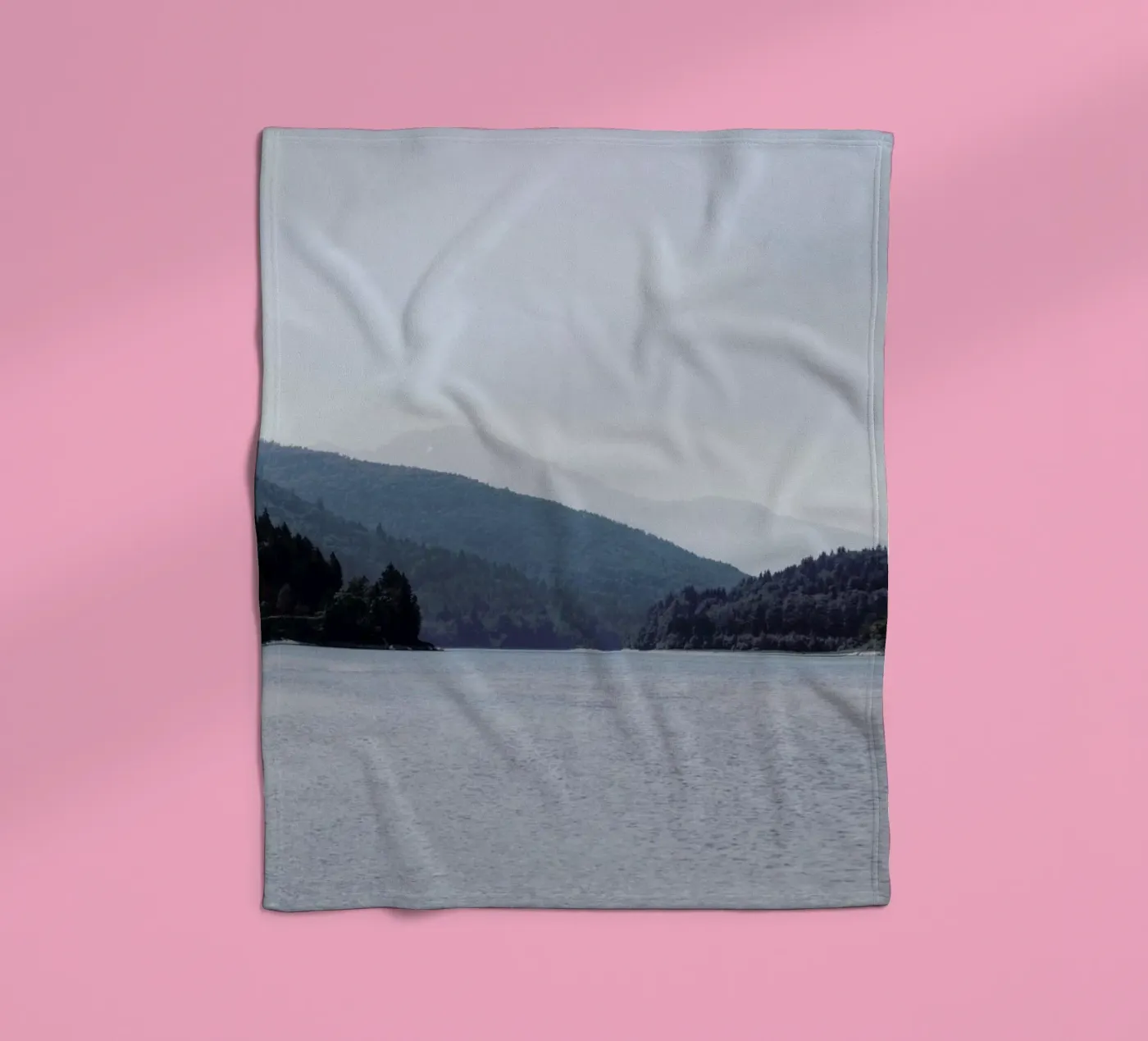 Blauton fleece blanket by Picture On The Fridge