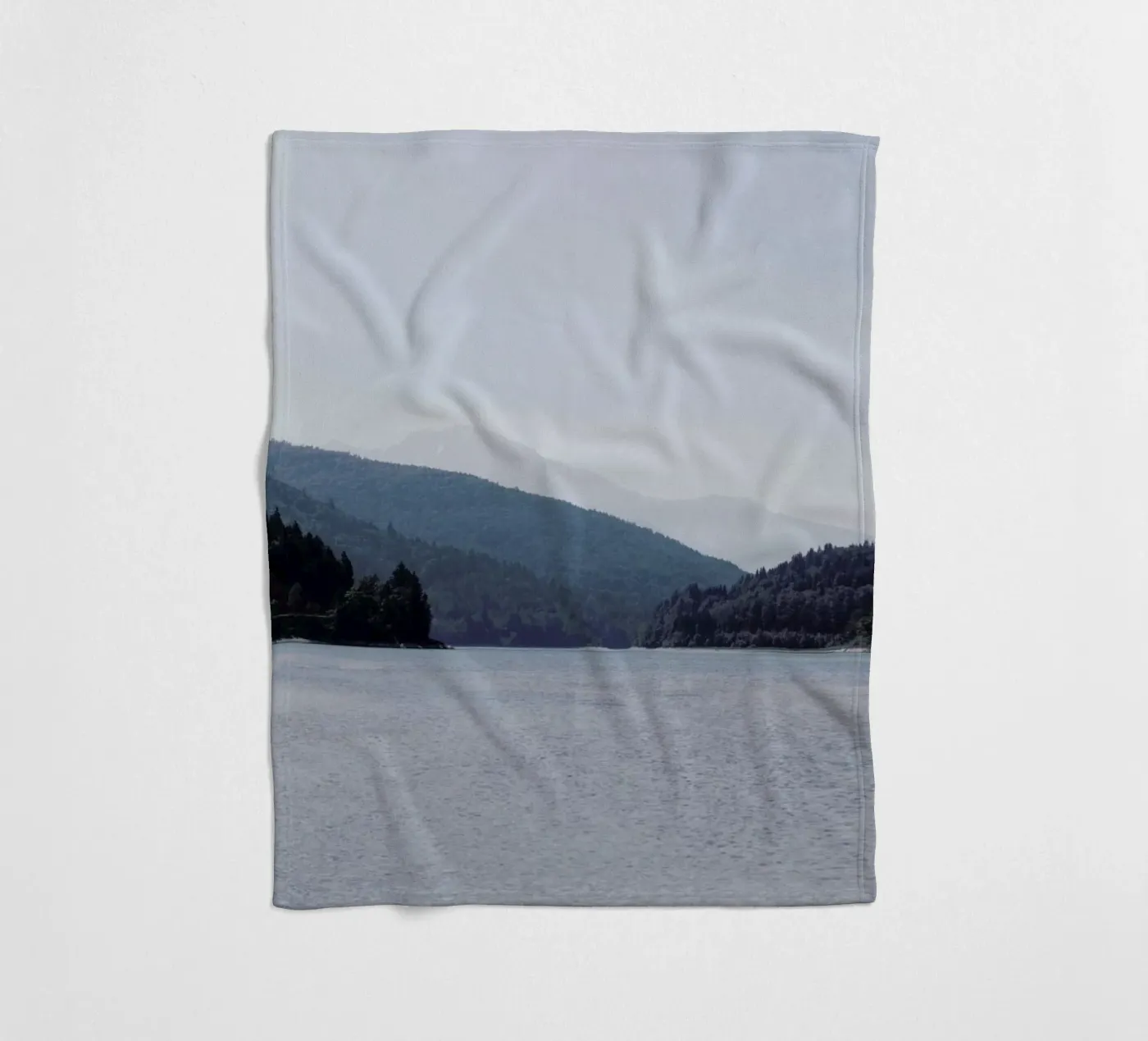 Blauton fleece blanket by Picture On The Fridge