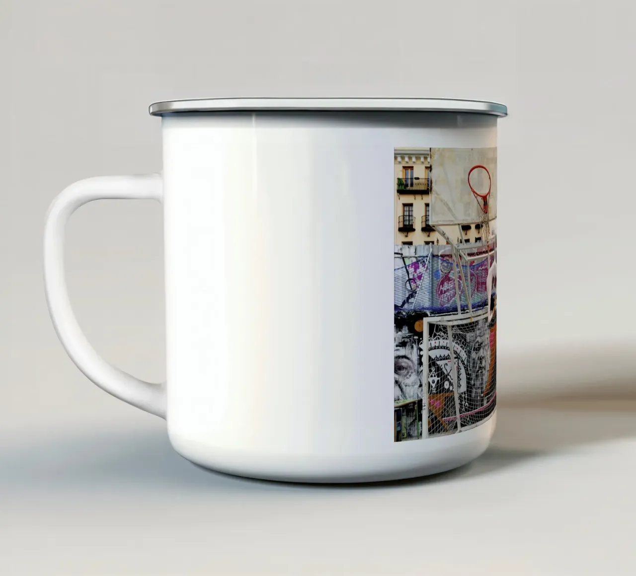 Madrid #12 tazza in smalto da The Urban Yoga