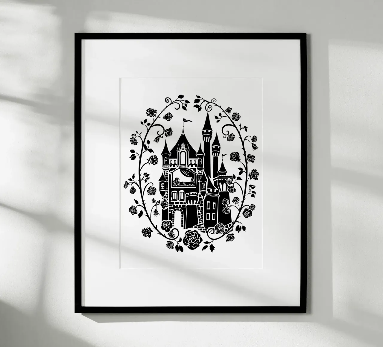 Silhouette della Bella Addormentata Castello delle Fiabe Vintage poster con telaio in plastica da DYDesign