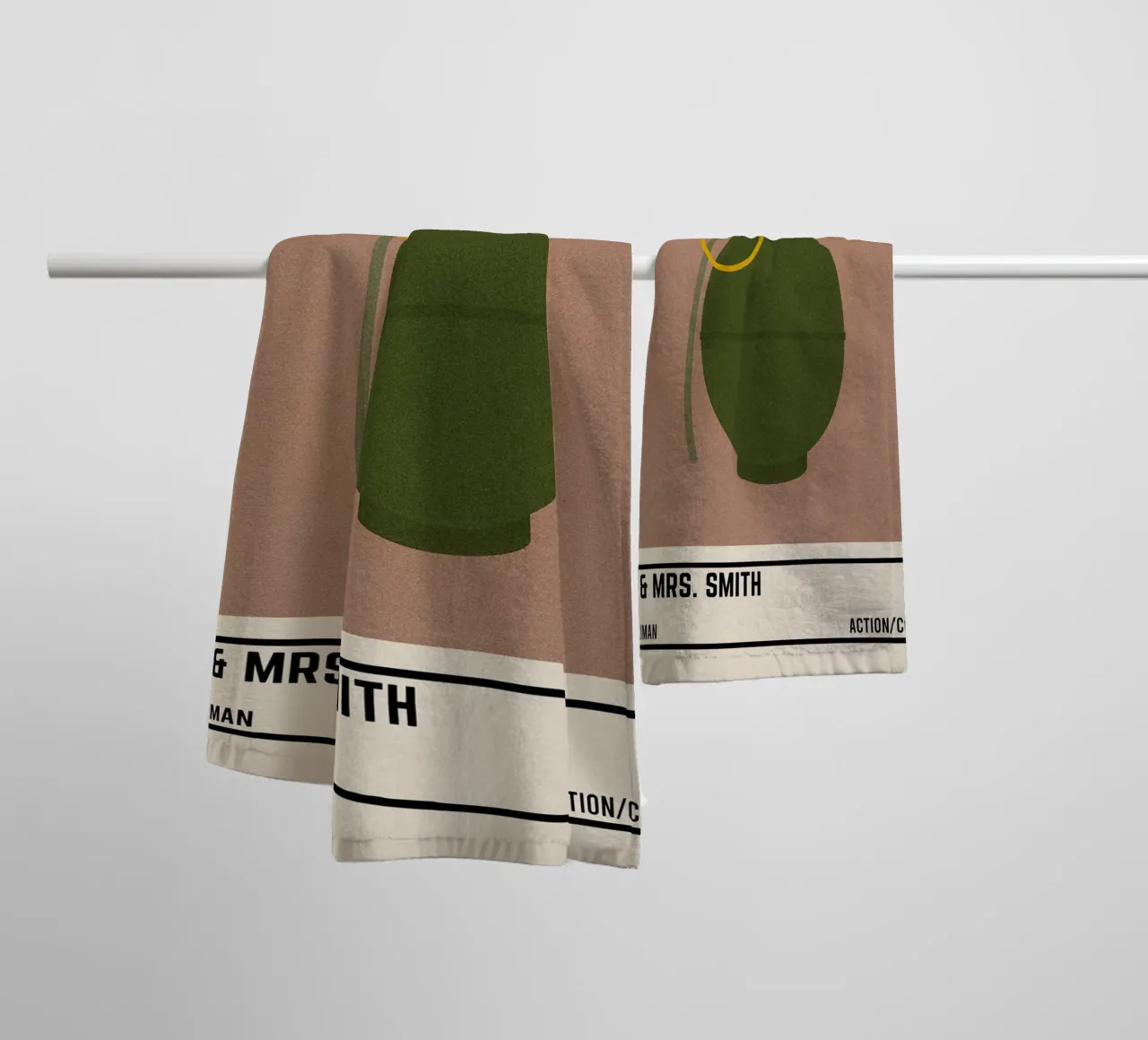 Mr & Mrs Smith asciugamano da bagno da TheArtstudio