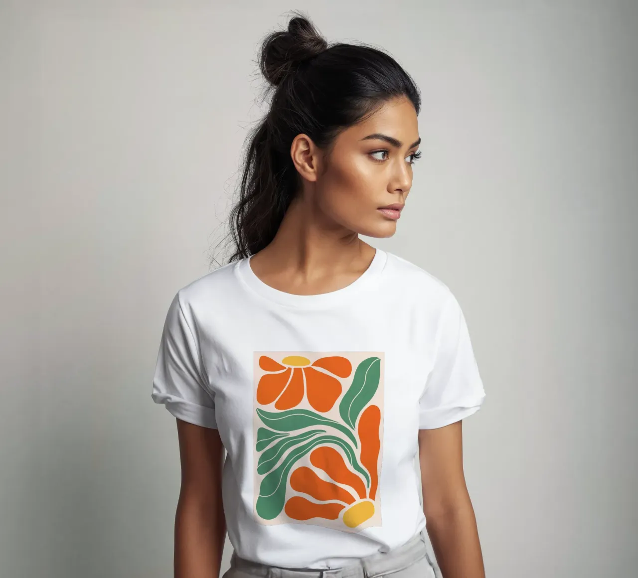 Moderno Bohemien Art Nouveau floreale 2/3 - Arancione e verde t-shirt da Dominique Vari