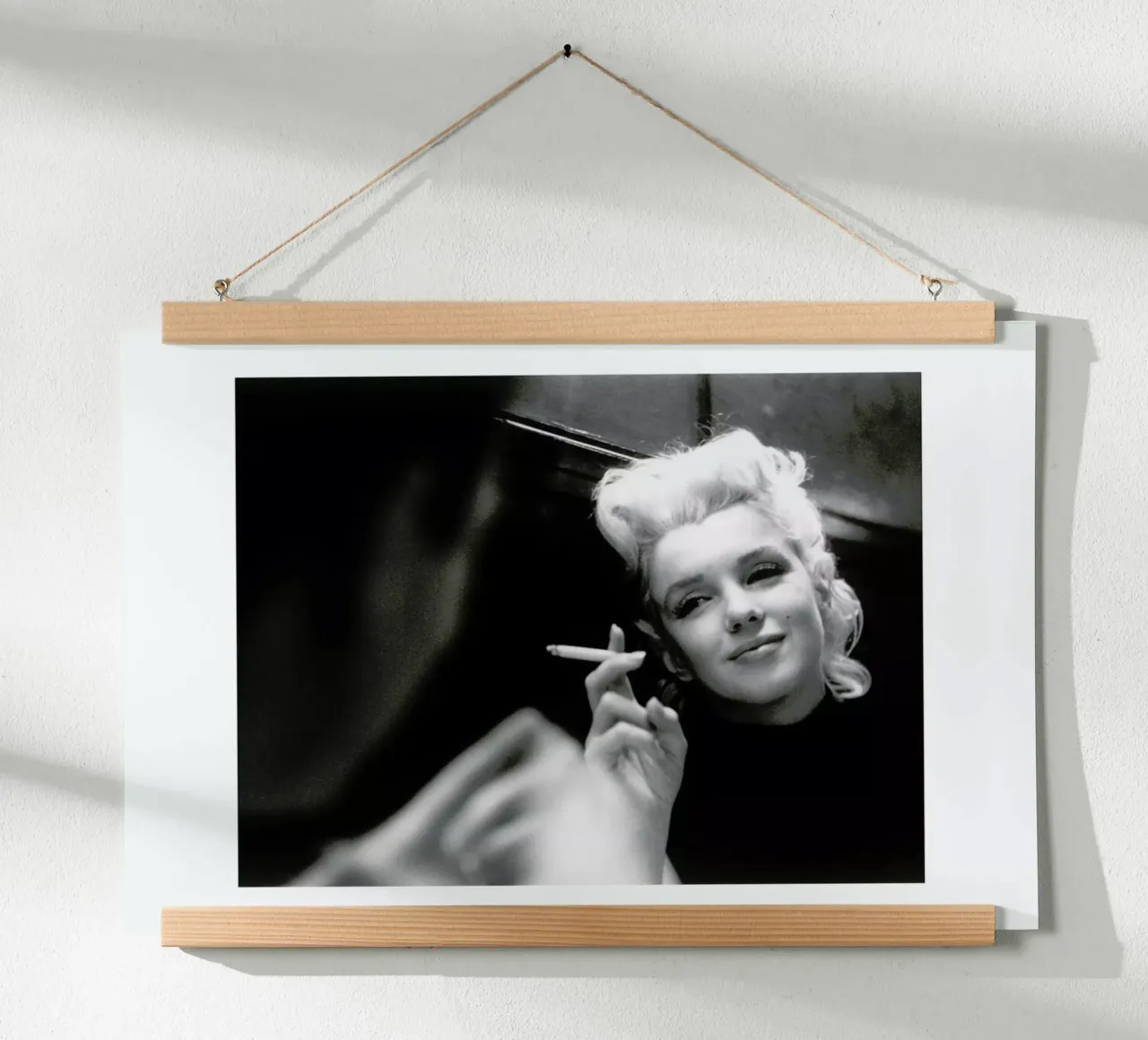 Marilyn Monroe in New York, 1955 Hahnemühle von Gallery Print and Art Limited