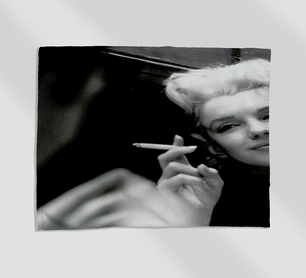 Marilyn Monroe in New York, 1955 telo mare da Gallery Print and Art Limited