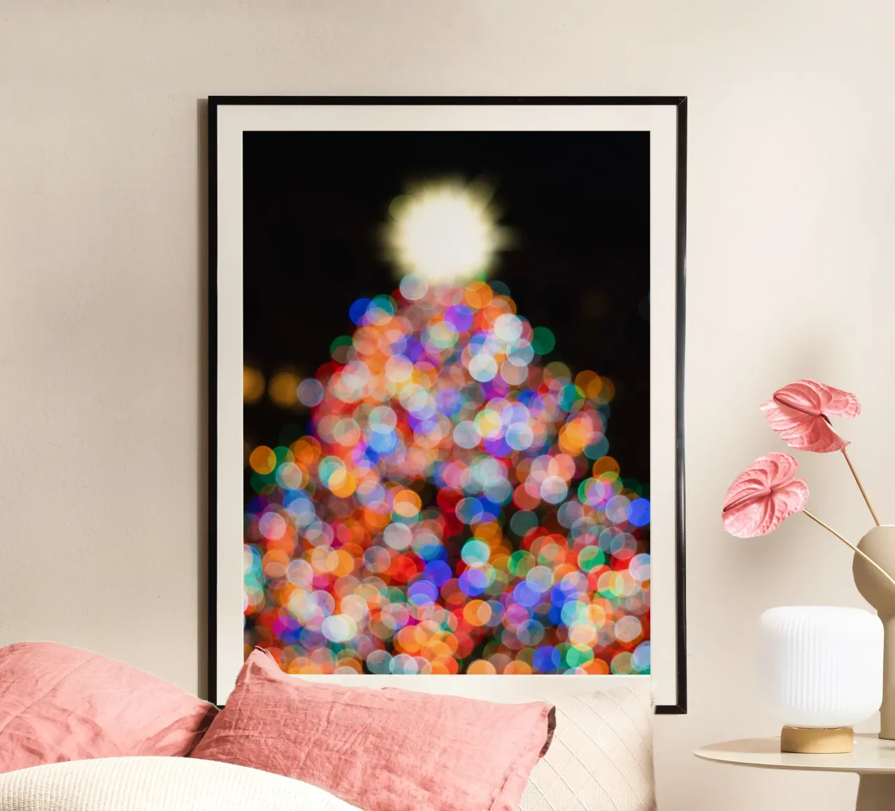 Bokeh-Weihnachten – Abstraktes Lichterspiel Poster von Whole©