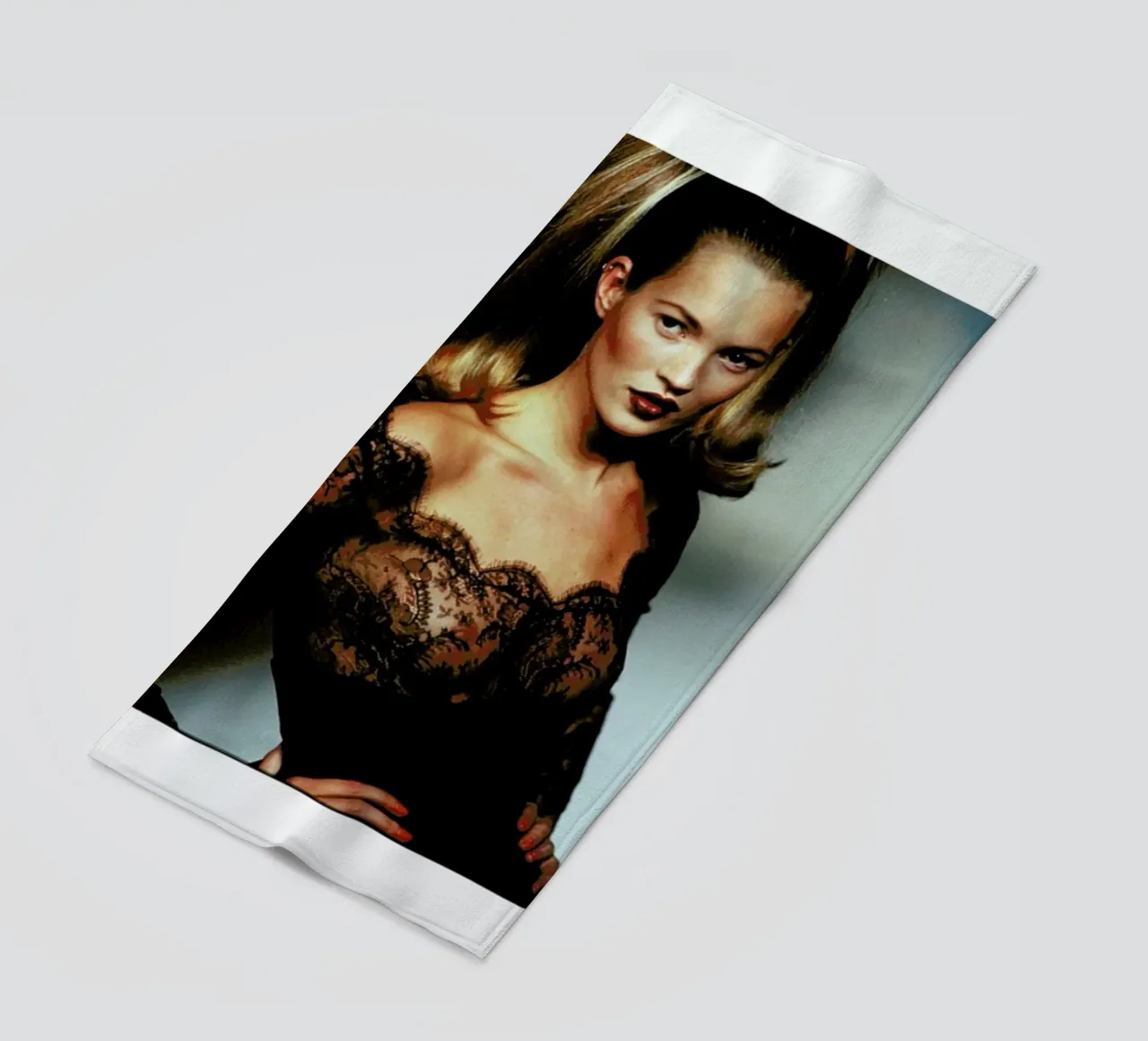 Kate Moss telo mare da Gallery Print and Art Limited