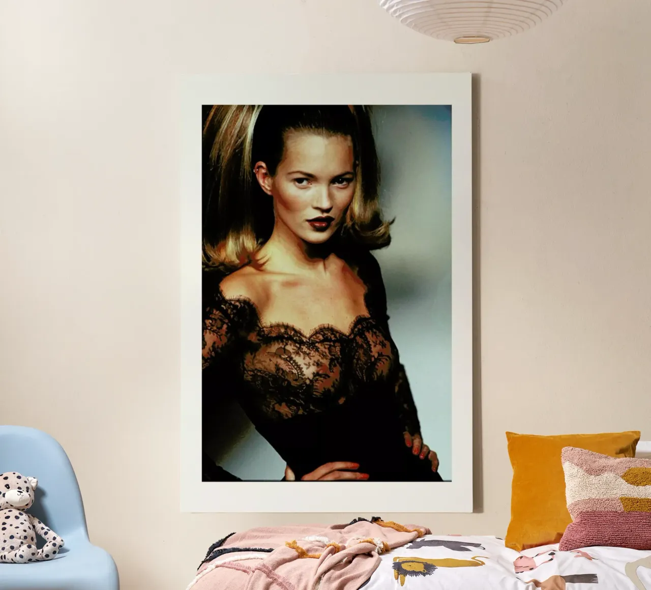 Kate Moss tela con Cornice a cassetta da Gallery Print and Art Limited