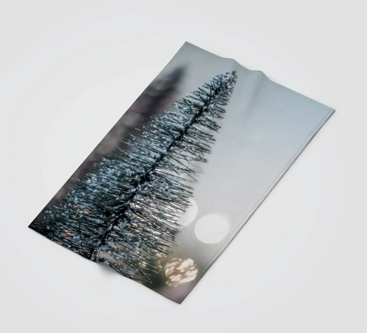 Magia invernale dei mini alberi coperta in pile da Whole©