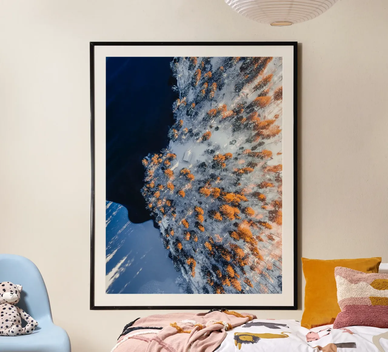 Vue hivernale sur la forêt poster de Whole©