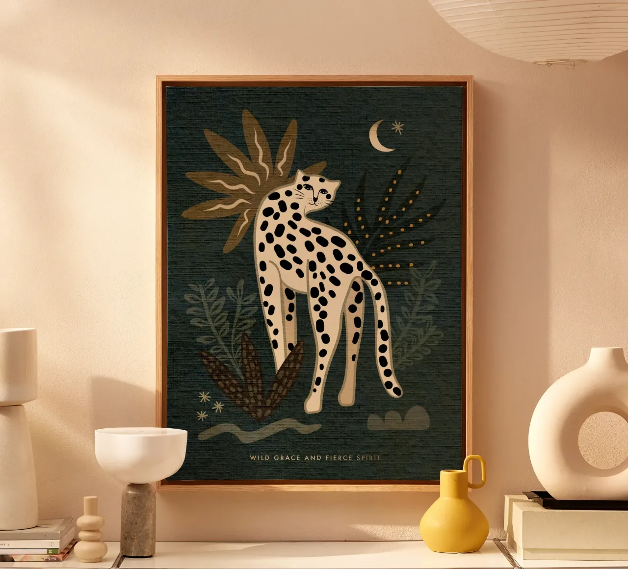 Dark Moody Wild Cat Cheetah 'Wild Grace and Fierce Spirit' (Wilde genade en woeste geest) canvas met Baklijst van Dominique Vari