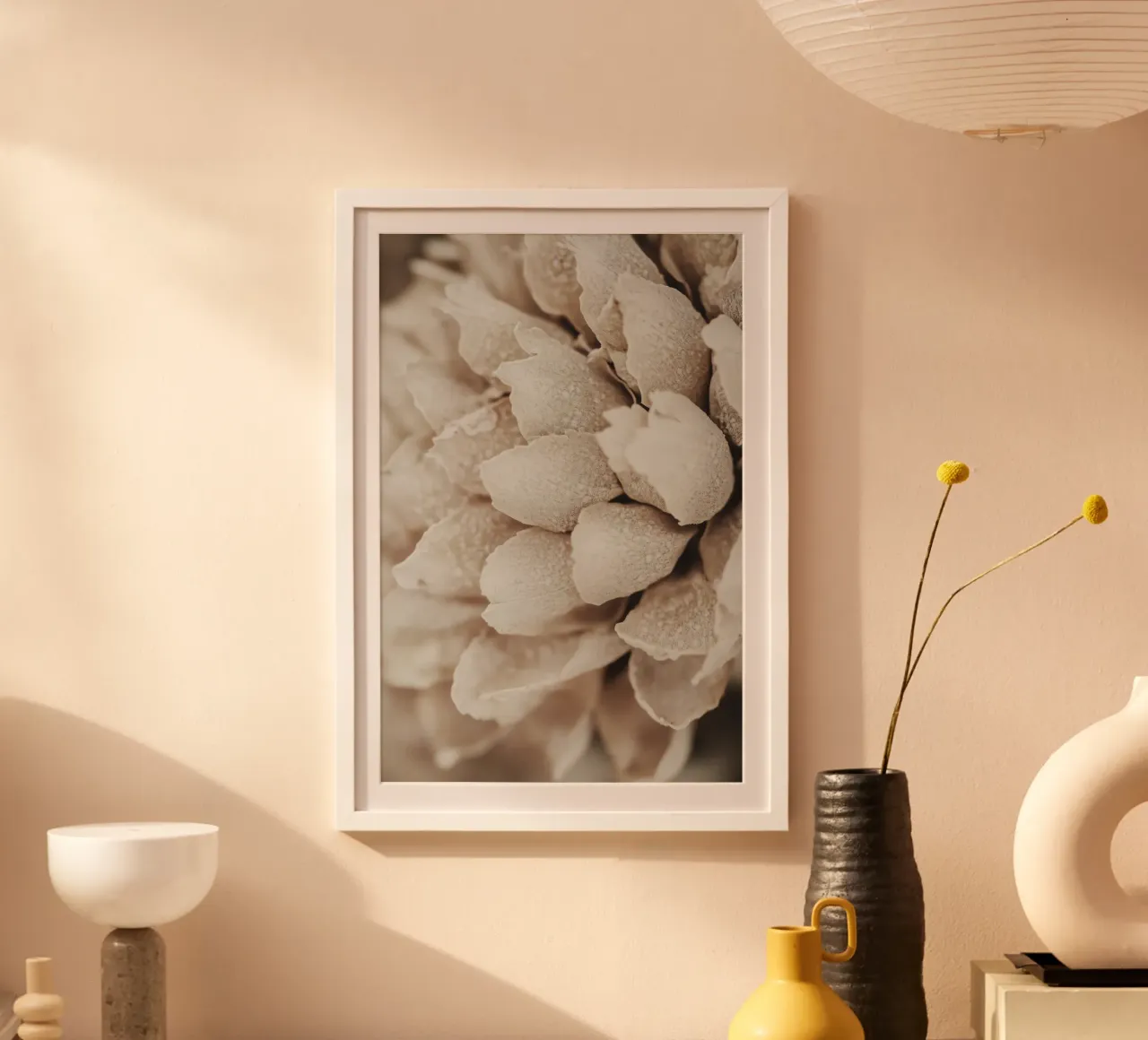 Dry Flower Detail poster con telaio in alluminio da treechild