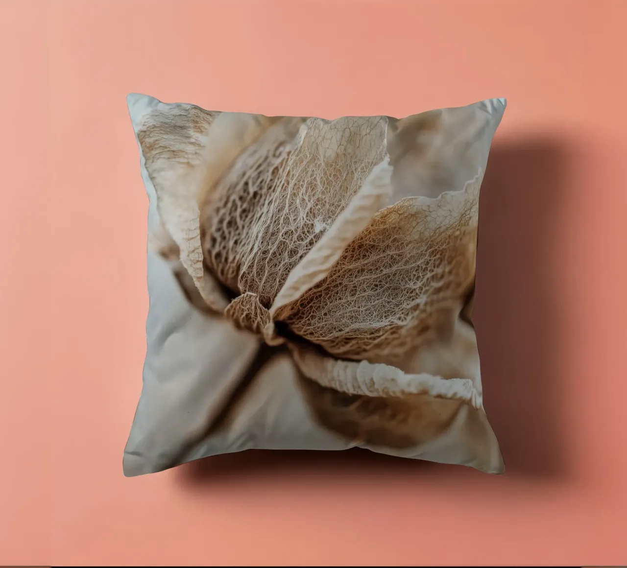 Dry Flower Detail No 3 cuscino da treechild