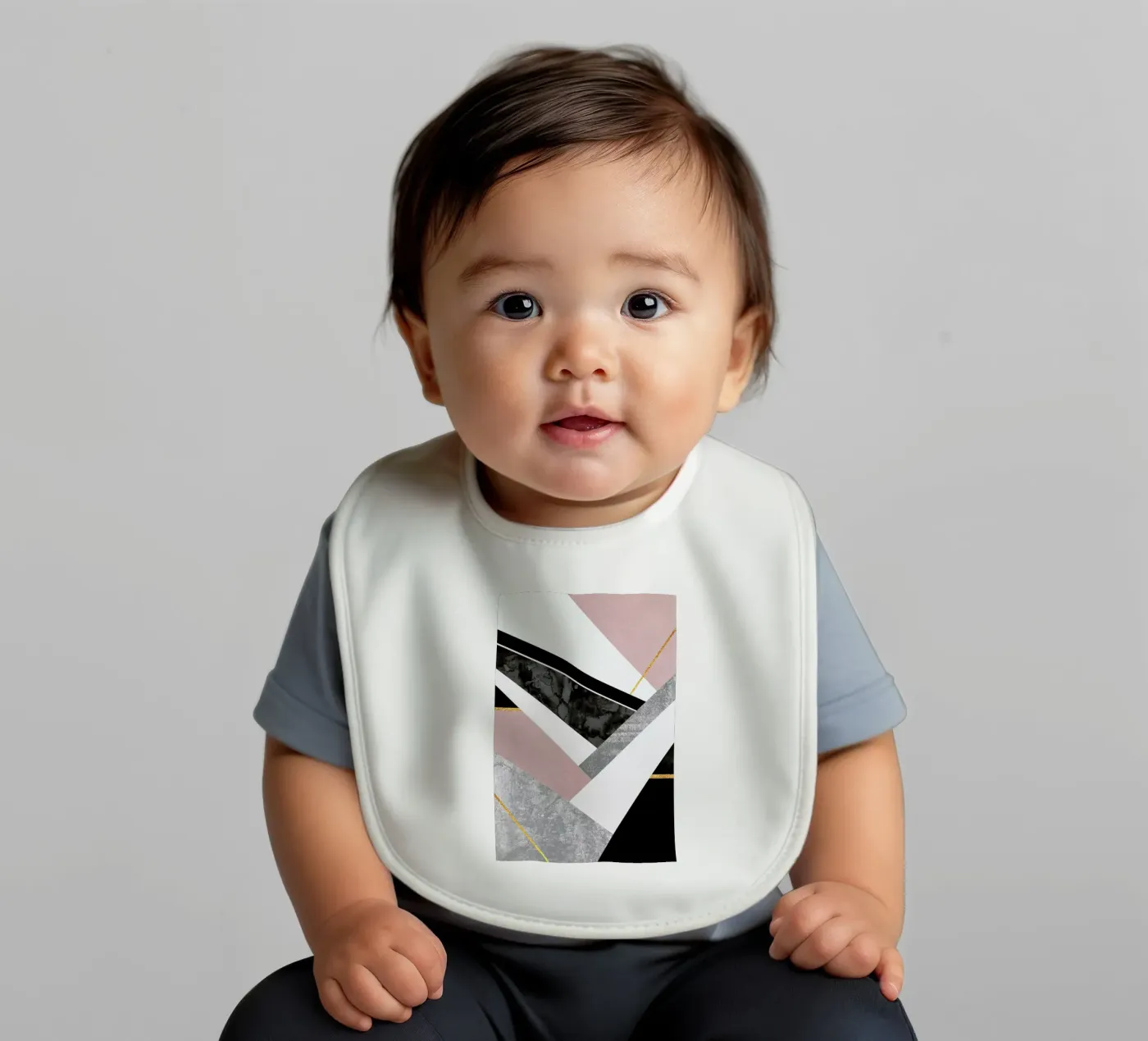 Lines & Layers bavaglino da Elisabeth Fredriksson