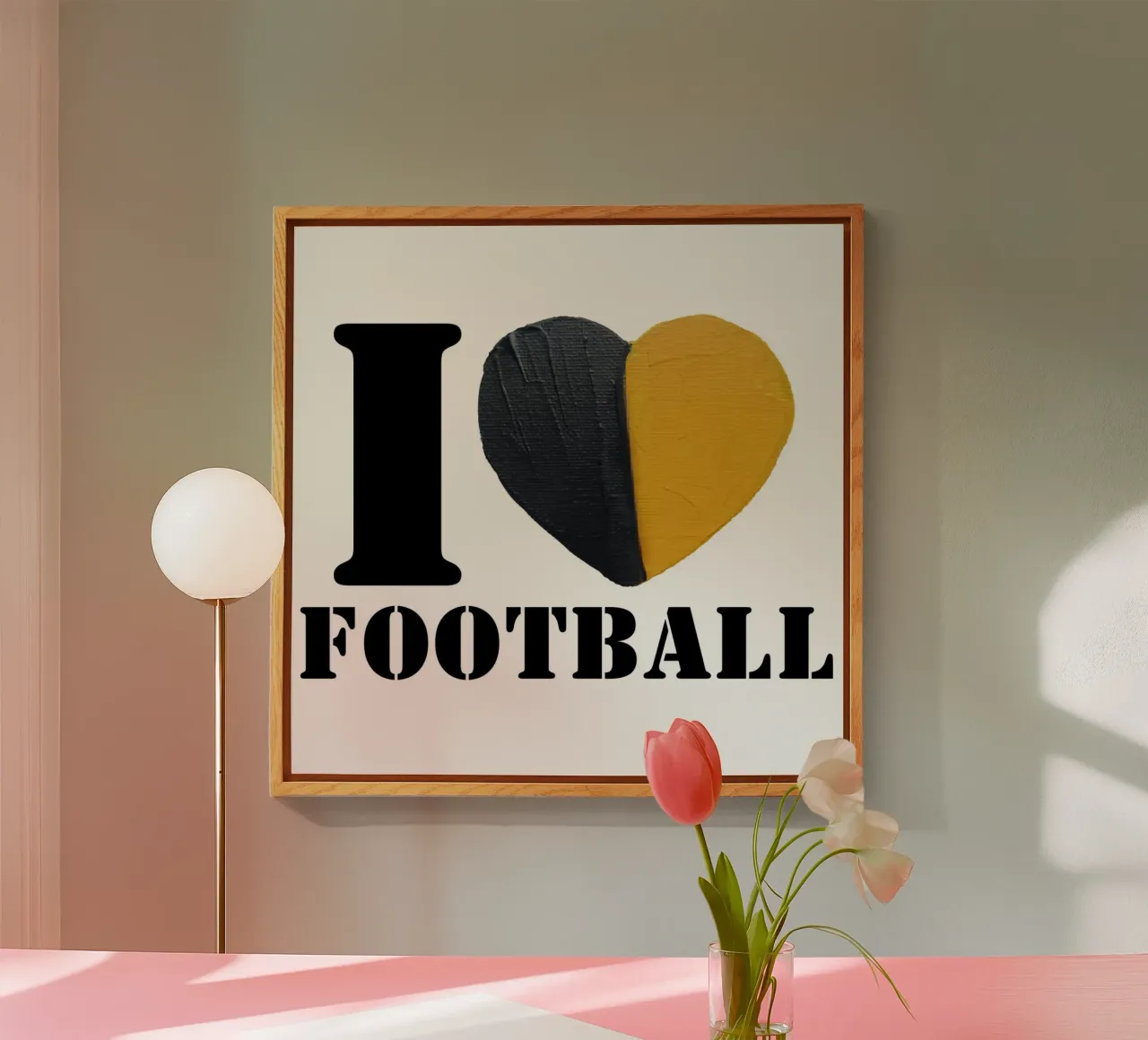 I Heart Football - Cuore dipinto in oro e nero plexiglass da FABOArt