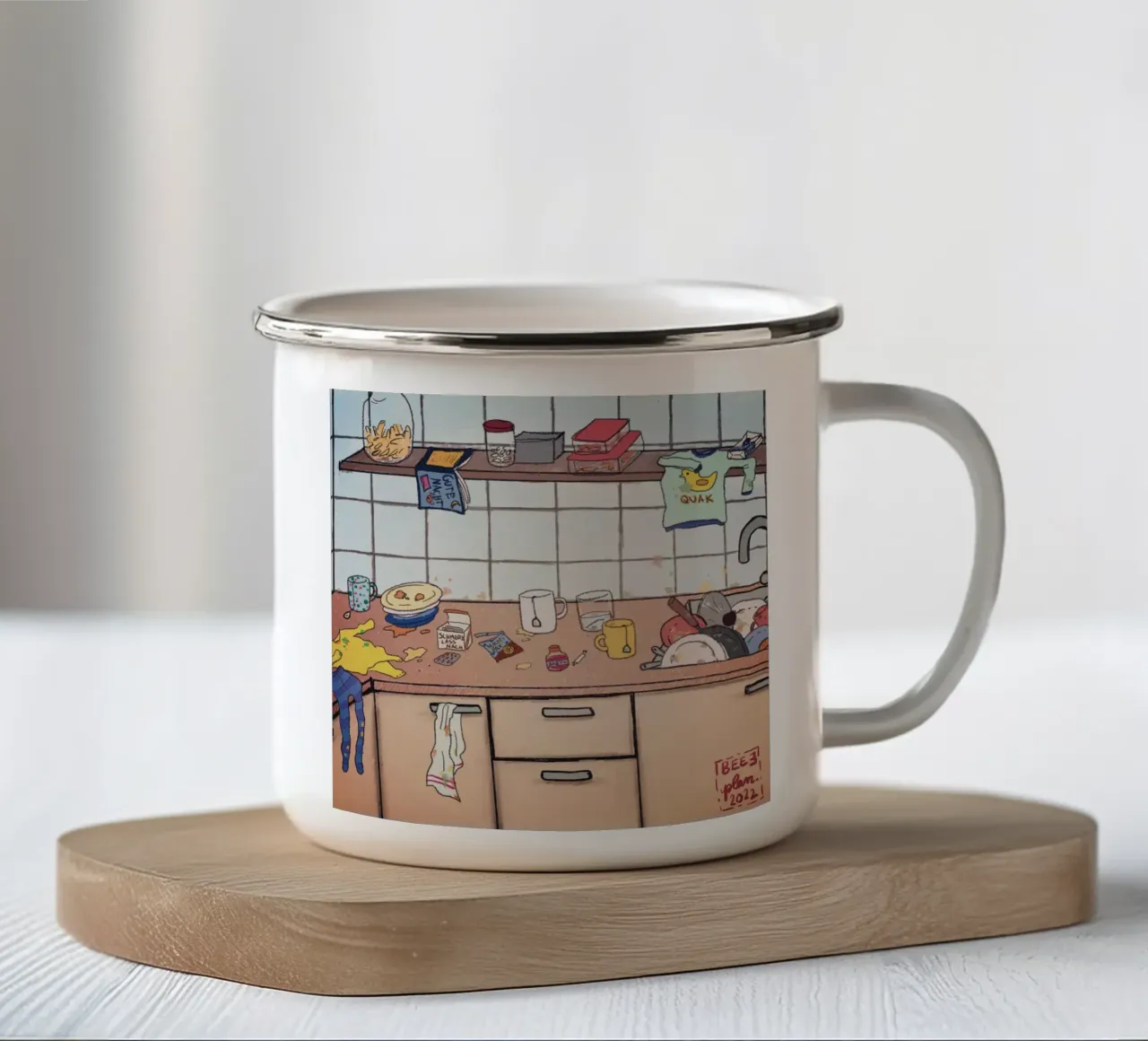 Caos in cucina tazza in smalto da Beeeplan