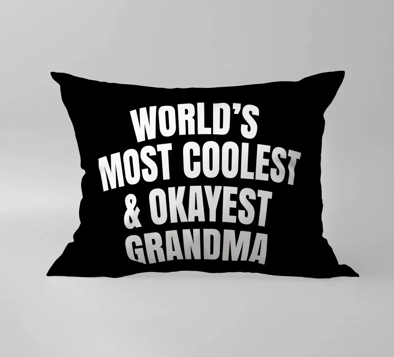 World's most coolest and okayest grandma cuscino da happieeagle