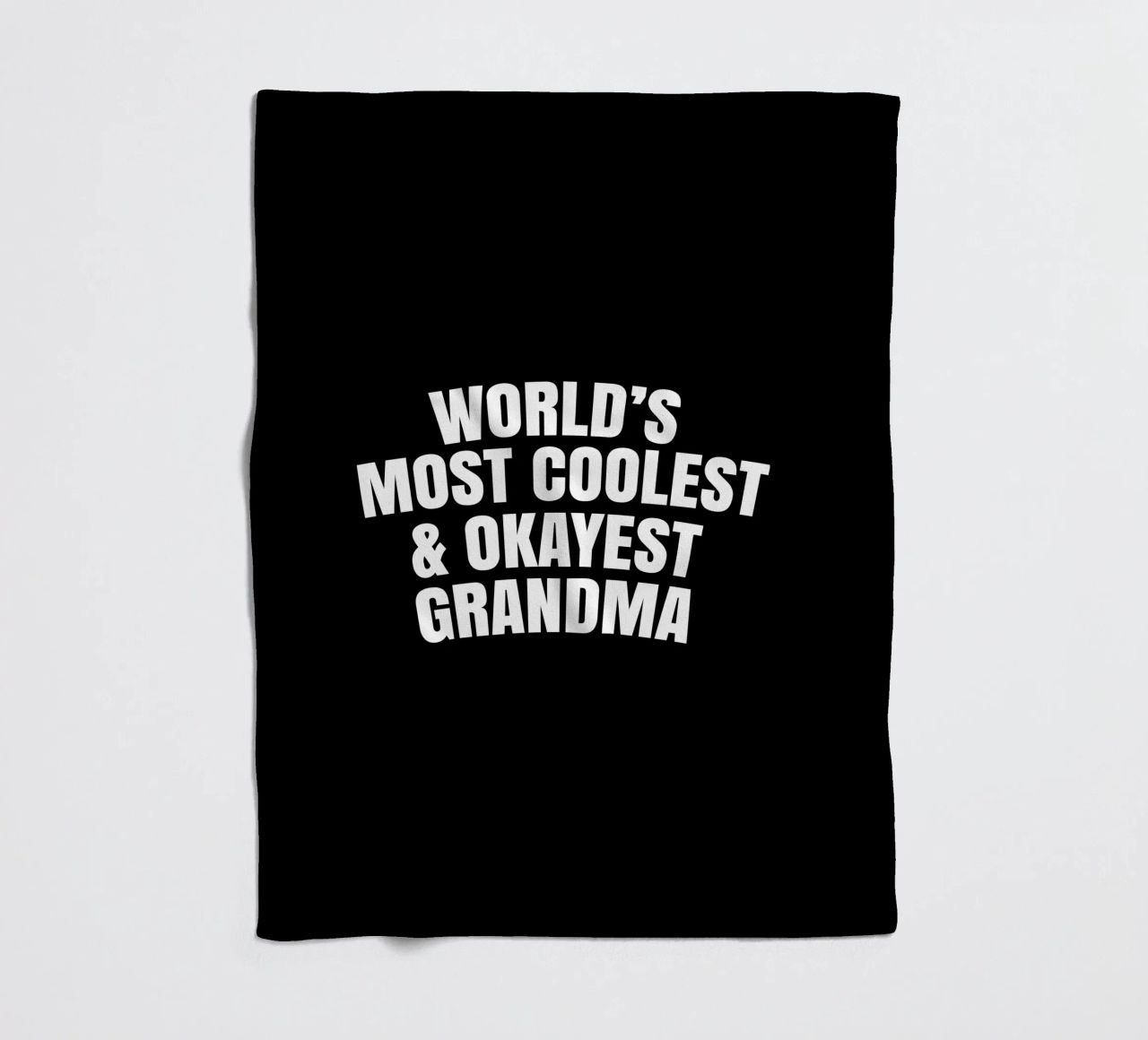 World's most coolest and okayest grandma coperta in pile da happieeagle