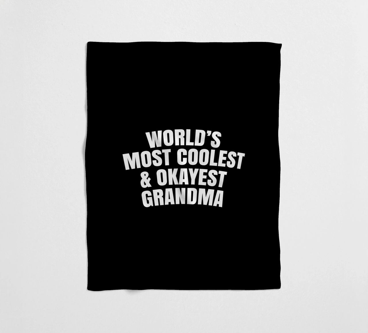 World's most coolest and okayest grandma coperta in pile da happieeagle