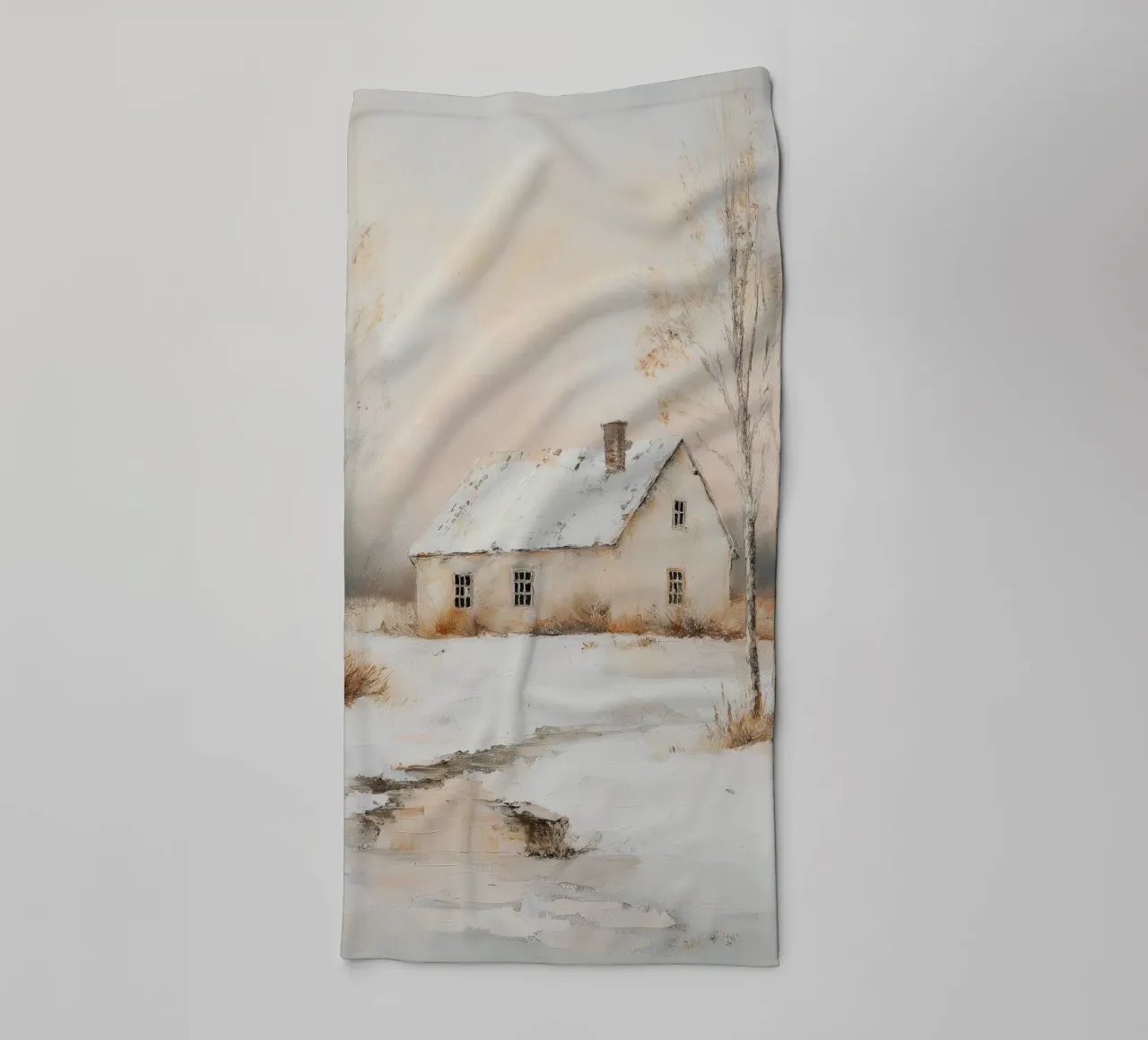 Casa coperta di neve in un paesaggio invernale asciugamano da bagno da Melloi Art Print