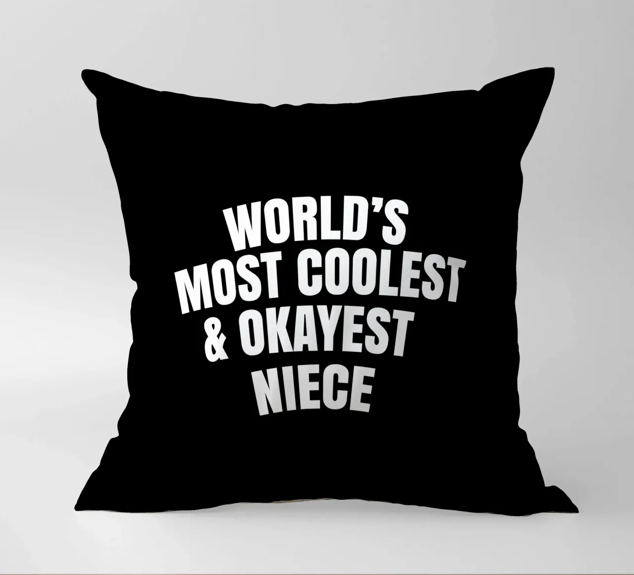 World's most coolest and okayest niece cuscino da happieeagle