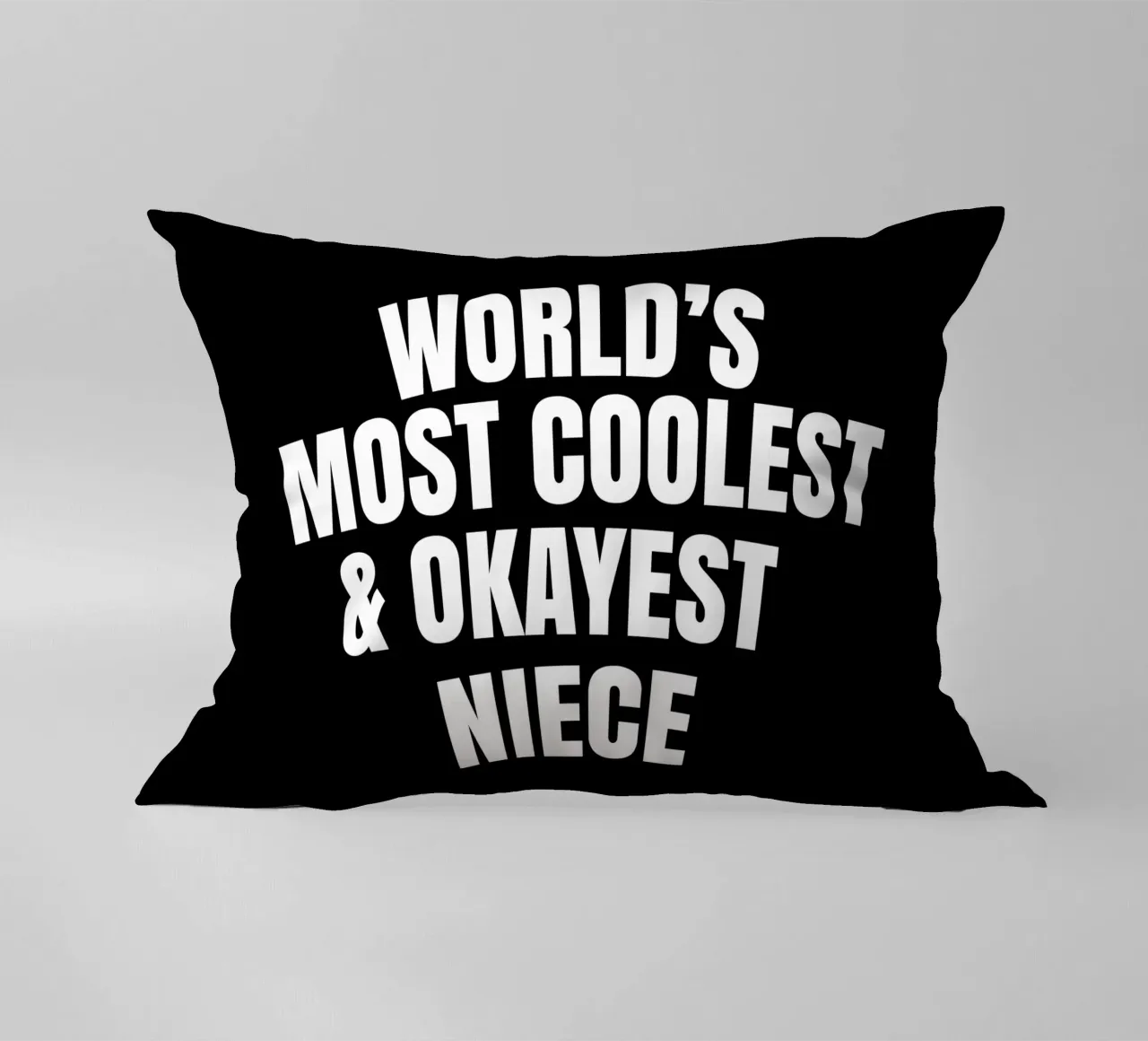 World's most coolest and okayest niece cuscino da happieeagle