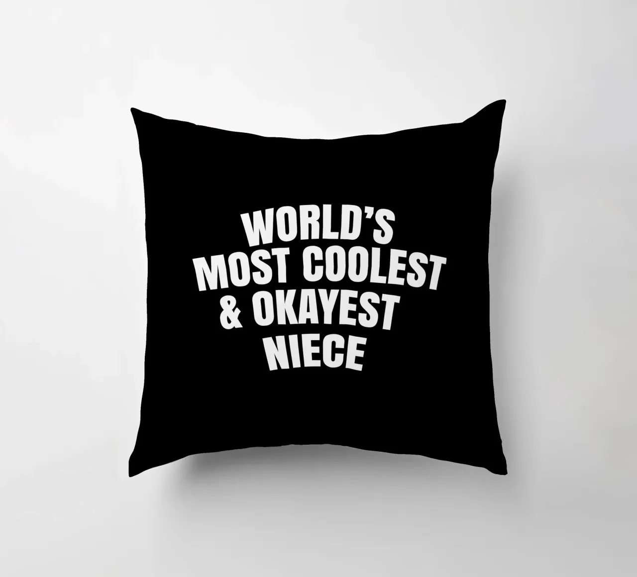 World's most coolest and okayest niece cuscino da happieeagle