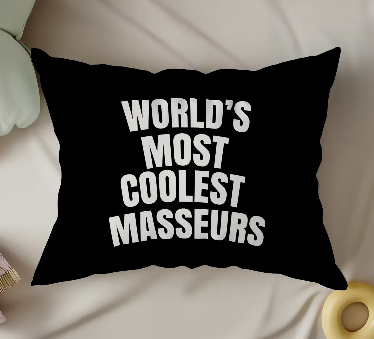 World's most coolest masseurs cuscino da happieeagle