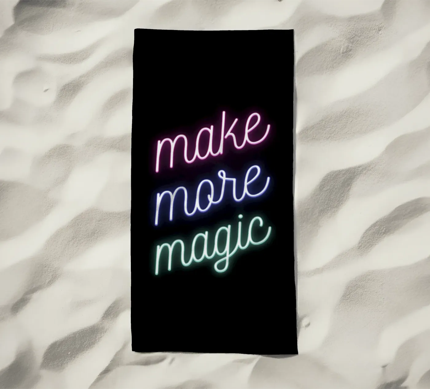 Make More Magic strandhanddoek van Magnific