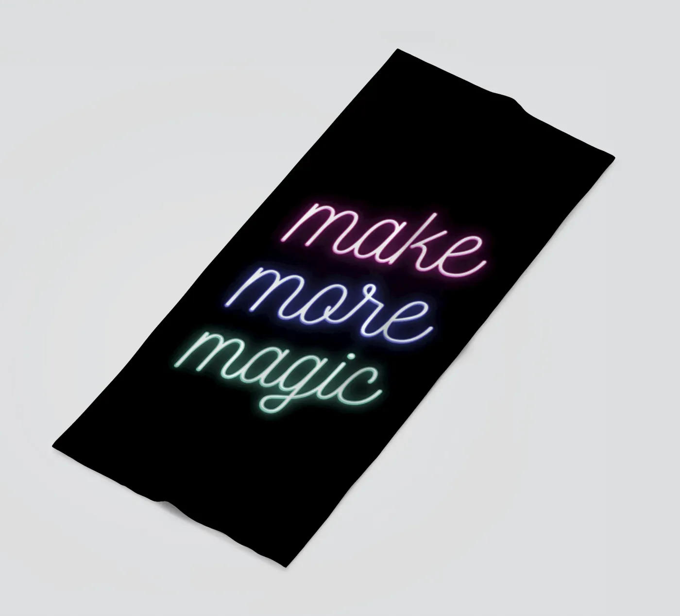 Make More Magic strandhanddoek van Magnific