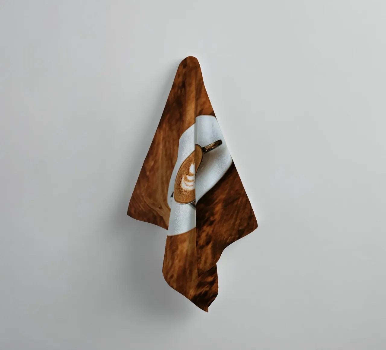 Milchkaffee towel by Alina