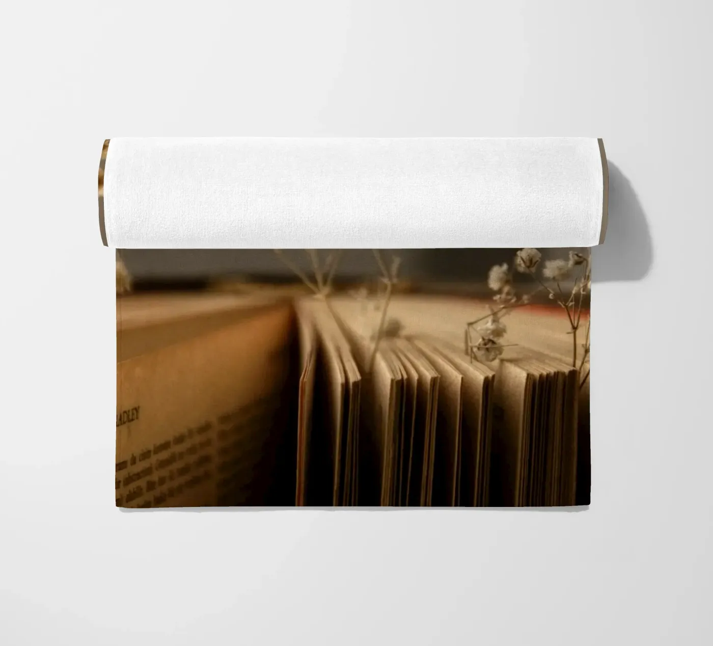 Buch beach towel by Alina