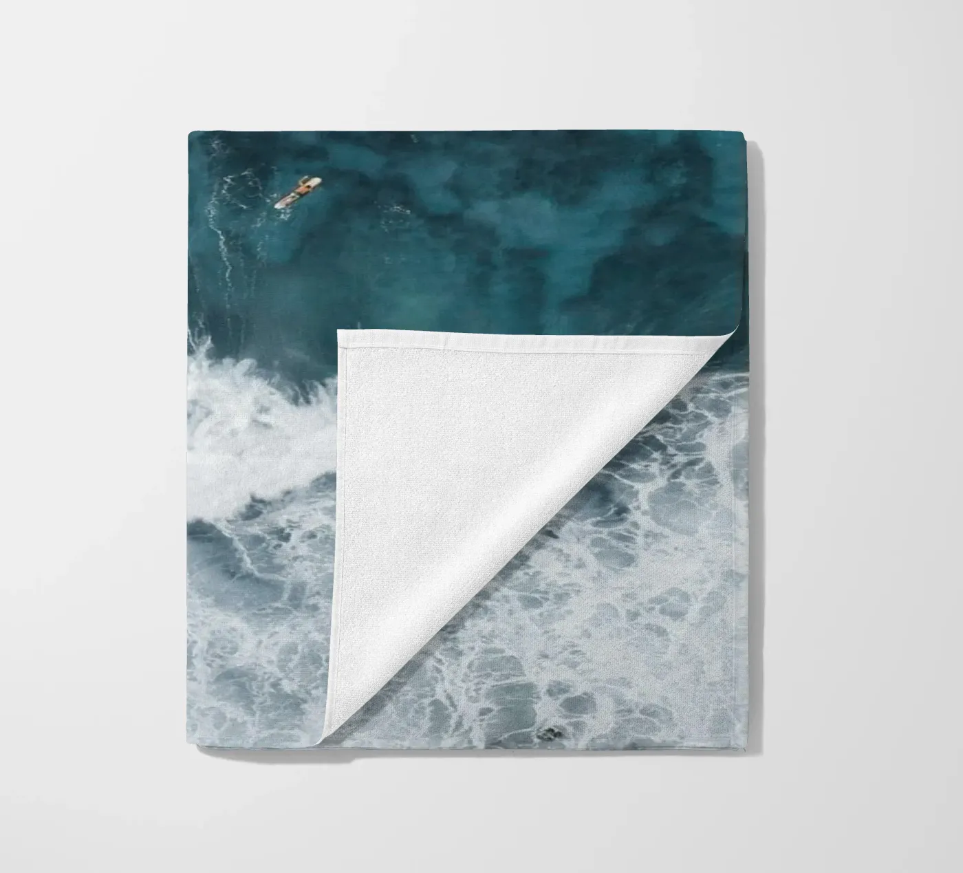 surfer Strandtuch von Alina