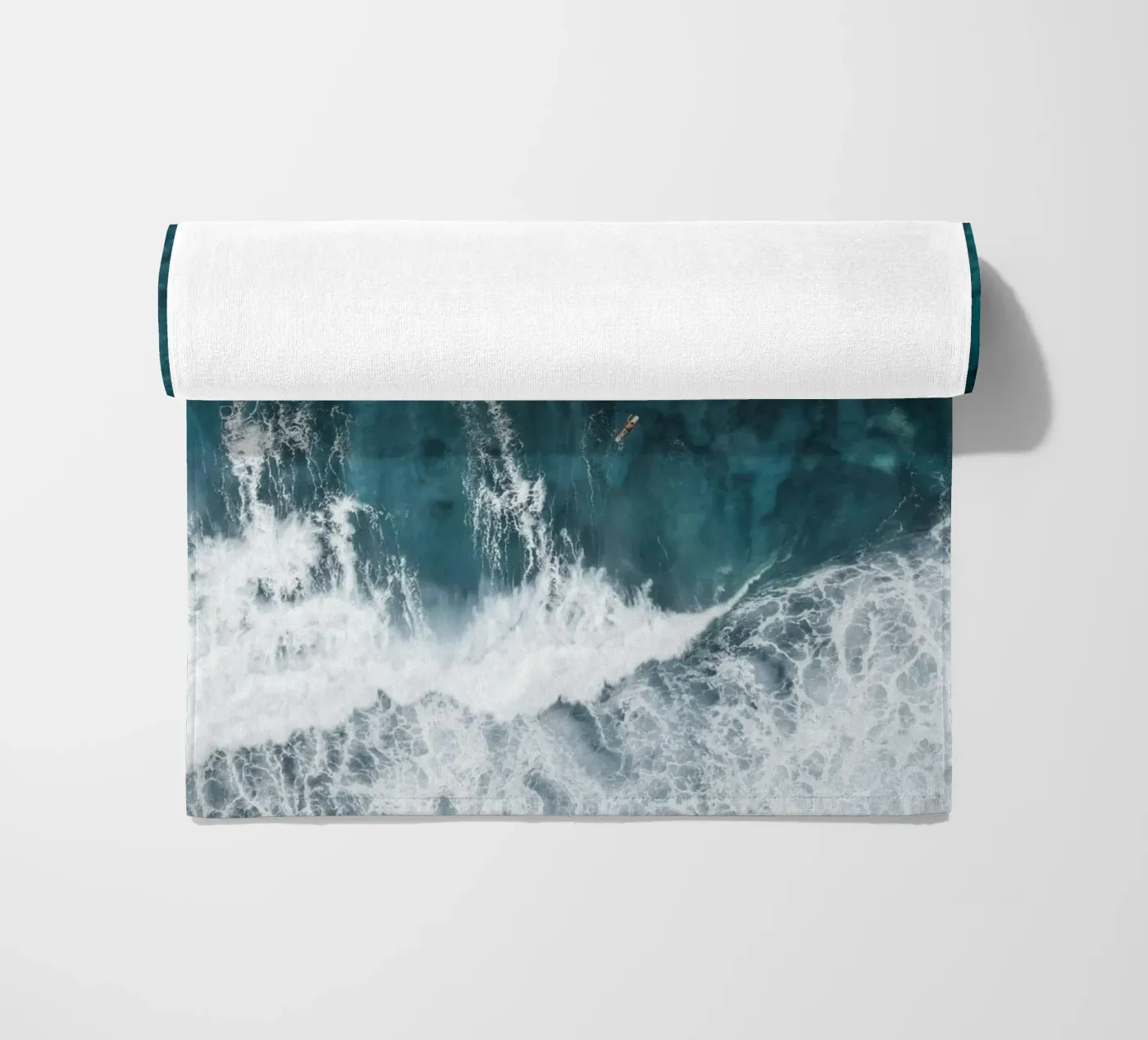 surfer Strandtuch von Alina