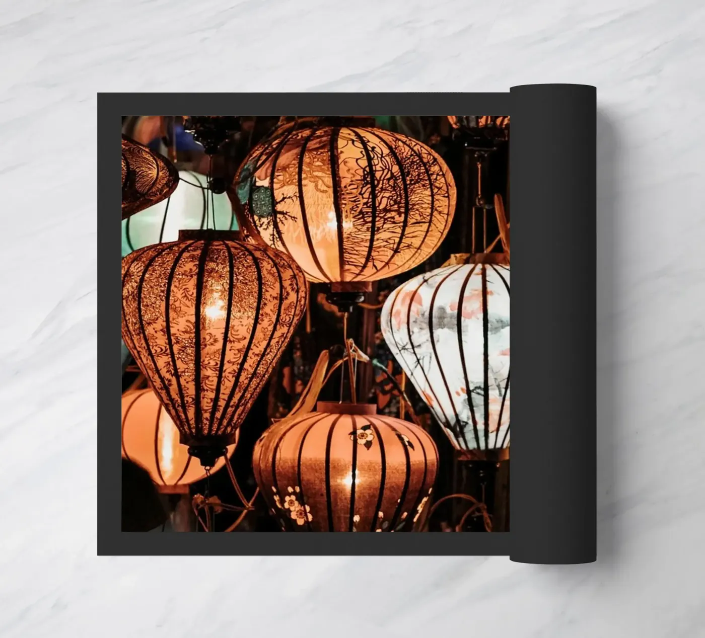 Lampignon doormat by Alina